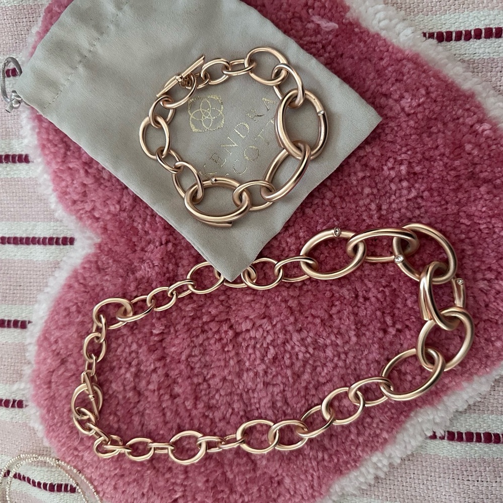 Kendra Scott “Walker” Necklace and Bracelet set